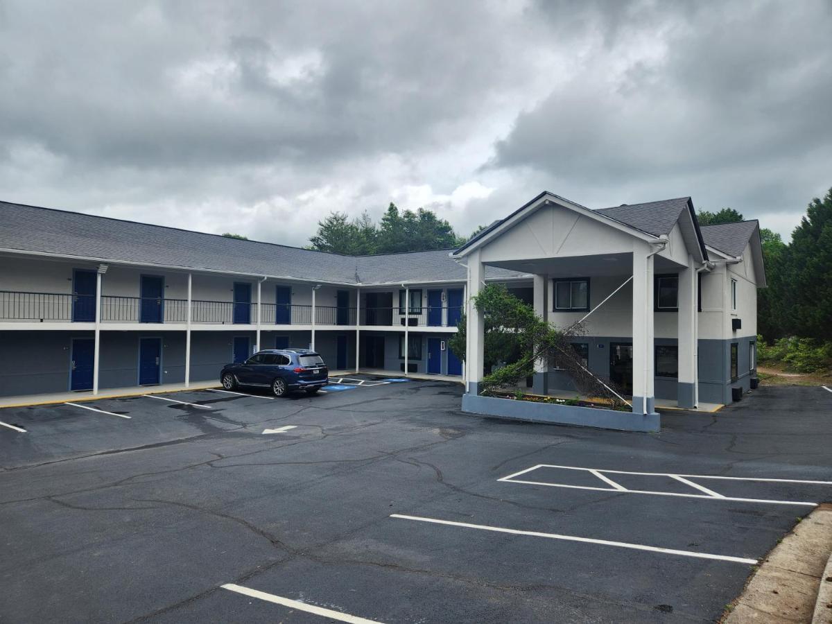 Days Inn By Wyndham Dahlonega University Area Exterior foto