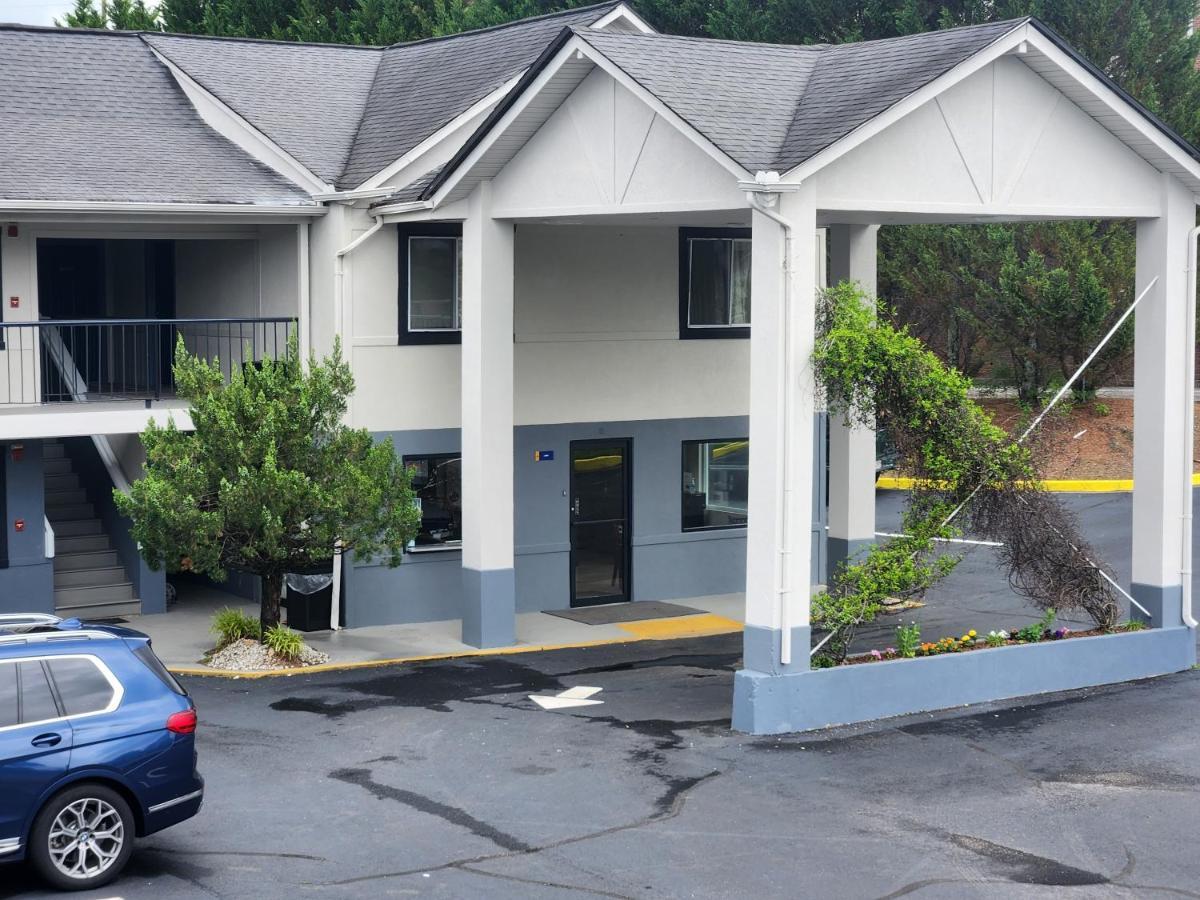 Days Inn By Wyndham Dahlonega University Area Exterior foto